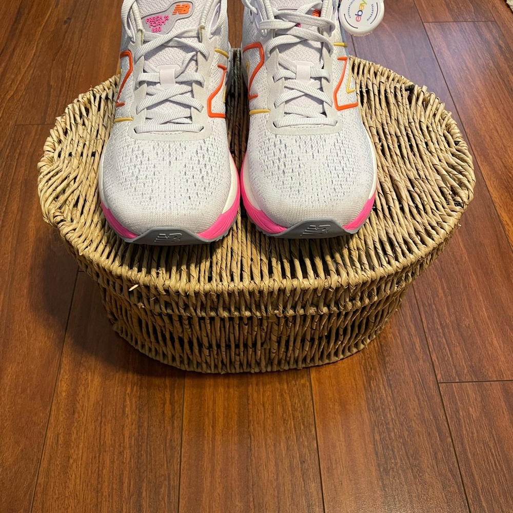 Size 9.5 - New Balance Fresh Foam X 880v12 Gray & Pink